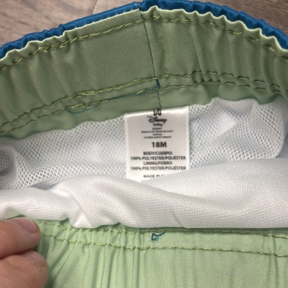 NWT Twin alert! 2xDisney Kids 18mo Winnie the Pooh Swim Rashguard Sets. πππππ - Picture 6 of 12